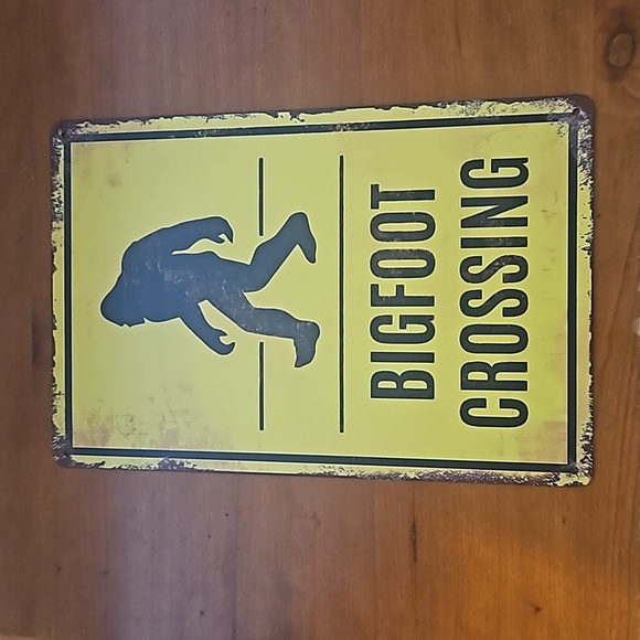 Other - Metal Sign, Bigfoot Crossing